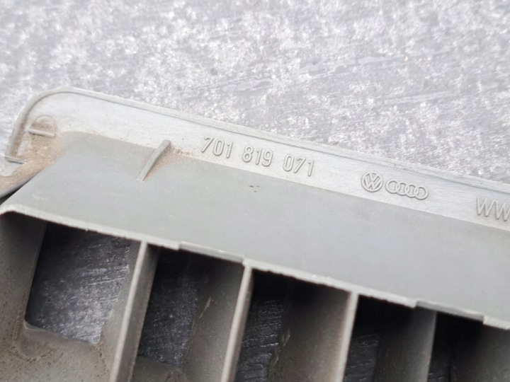 фото №6, Vw t4 решітка ґрати повітропровід панелі розподільчої 701819072 701819071 комплект