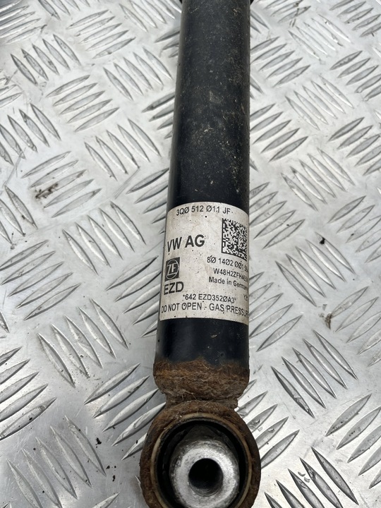 фото №1, Амортизатор зад vw passat b8 14- 3q0512011jf