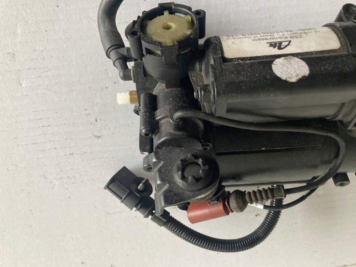 фото №7, Компрессор подвешивание 4e0616005e audi a8 d3