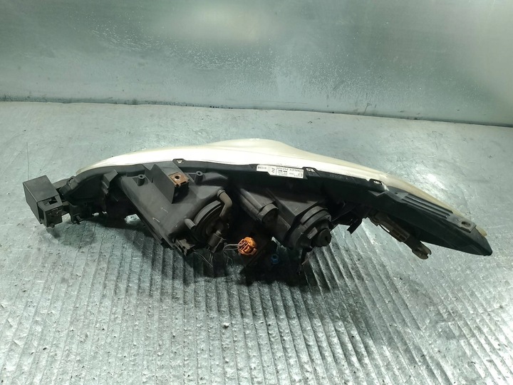 фото №9, Лампа перед правая mazda 5 05-10 p5115r p4998