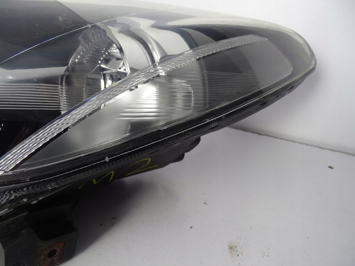 фото №7, Лампа перед передняя левая mazda 2 ii de d651-51040 stanley p84001l