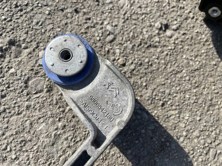 фото №9, Інтеркулер радіаторів уловлювач повітря 2.0 bluehdi peugeot expert 3 iii 16-