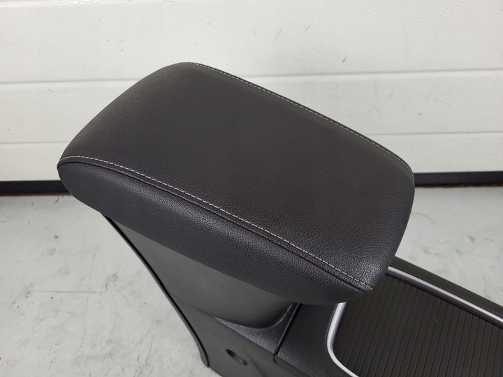 фото №8, Opel astra v k 16r подлокотник туннель средний европа