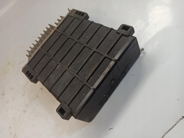 фото №11, Mercedes w124 2.0 d блок управления двигателем (ecu) 0280800266 0065457932