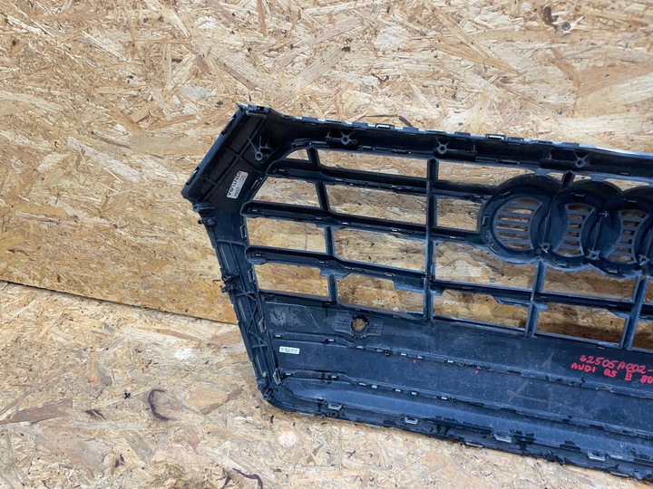 фото №10, Audi q5 ii 2 80a 16-20 s-line решітка решітка радіатора решітка середня бампера перед