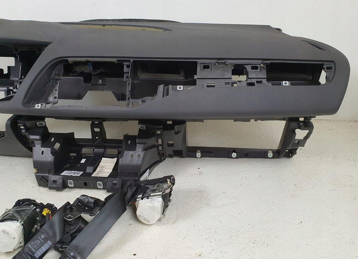 фото №7, Панель консоль подушки ремни citroen c5 iii x7 комплект европа