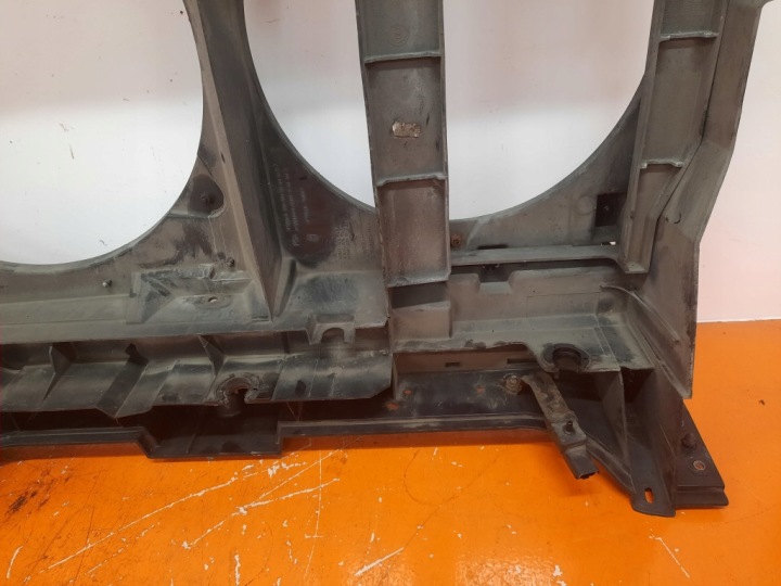 фото №7, Peugeot 807 2.2 hdi 02-07 корпус вентилятора 84092080 4hw 10dz33