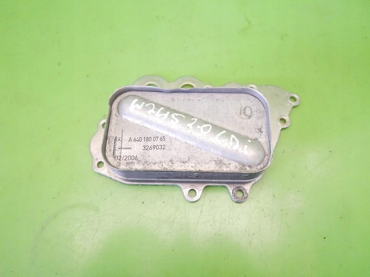 фото №1, Радиатор масла mercedes w245 b180 2.0 cdi 05-08