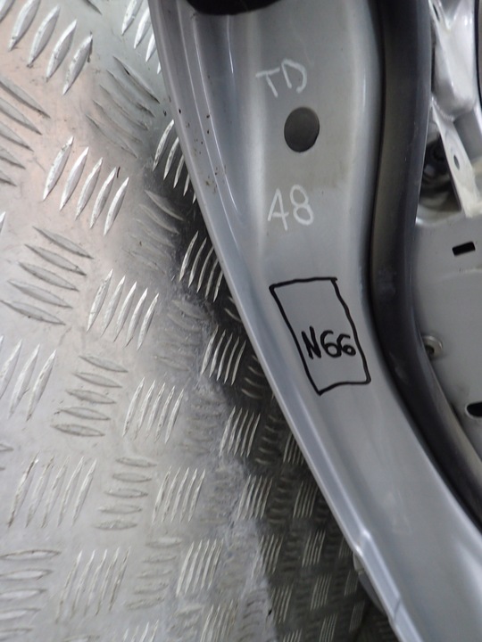 фото №6, Audi a8 s8 d3 дверь перед передние левая комплектные n66