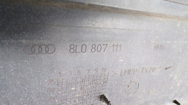 фото №16, Audi a3 8l бампер перед 8l0807111 ly3h