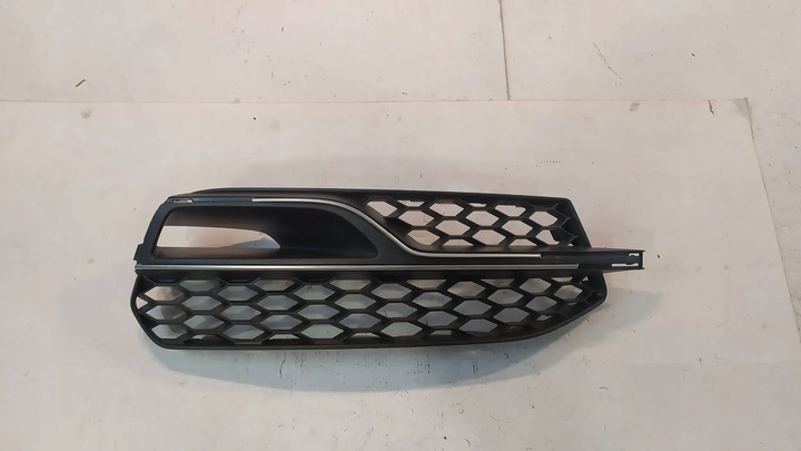 фото №6, Решётка бампера правые перед audi a3 8v