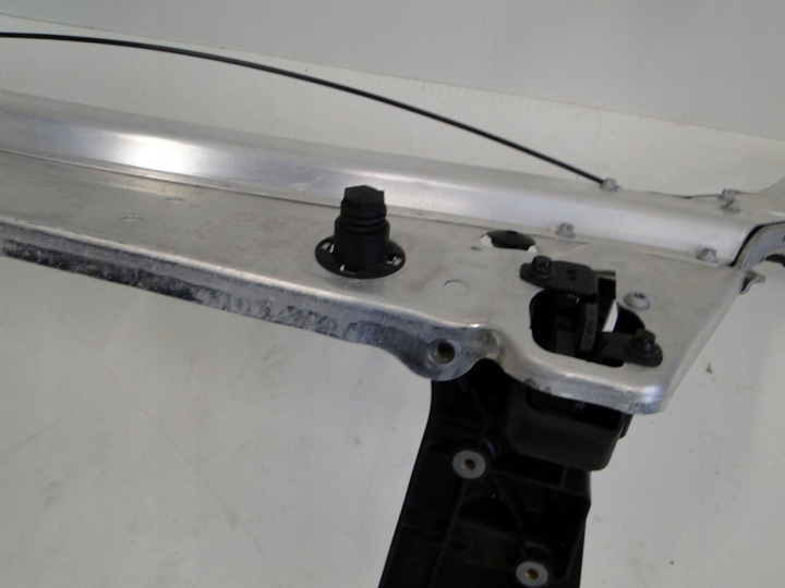 фото №14, Mercedes pas переднє підсилювач glc 253 x253 w253 a2536201801 рестайлінг