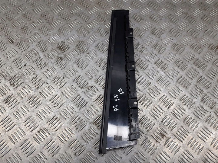 фото №5, Audi q5 sq5 2018 зад сторона правая планка / прокладка стёкла дверь задних