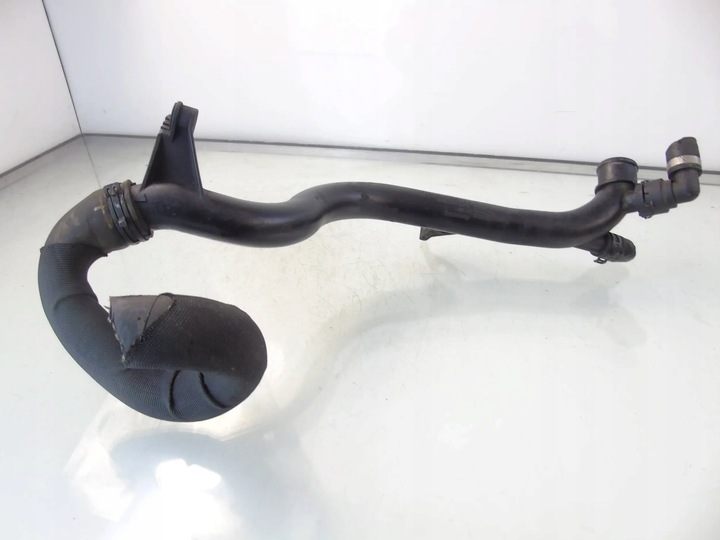 фото №3, Шланг шланг воды seat exeo audi a4 3r0121071