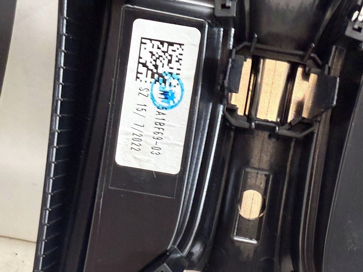 фото №7, Bmw 3 g20 g21 2022 маскувальна накладка / решітка радіатора / решітка верхня радіатор