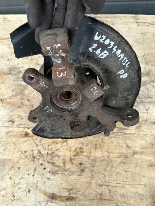 фото №6, Ступиця правий перед mercedes c w203 4matic 2.6b