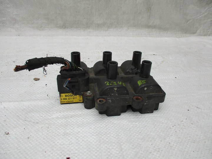 фото №1, Vw passat b5 2.3 v5 котушка запалювання 0986221017