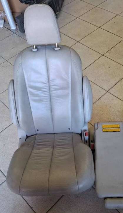 фото №9, Сидіння / диван / комплект toyota sienna 3 2011