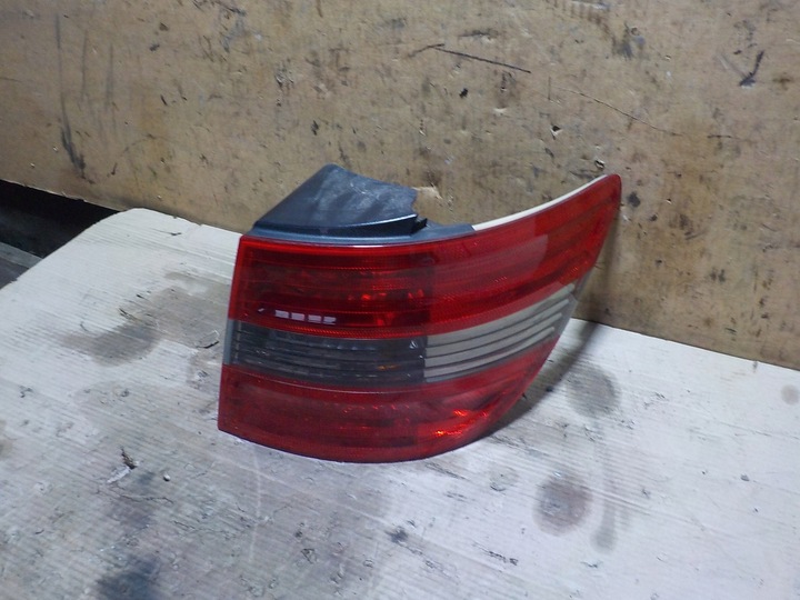 фото №8, Mercedes b170 1.7b лампа права задня