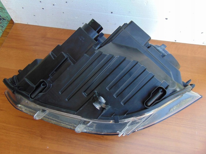 фото №12, Фара права vw multivan t5 fl t6 європа 7e1941016t