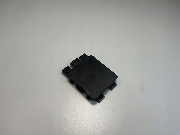 фото №1, Volkswagen passat b8 2018 перед радар / датчик дистронік