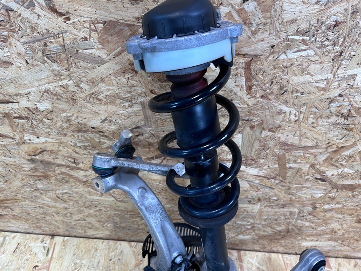 фото №10, Подвешивание амортизатор рычаг поворотный кулак левый перед audi a6 c8 a7 4k 2018-