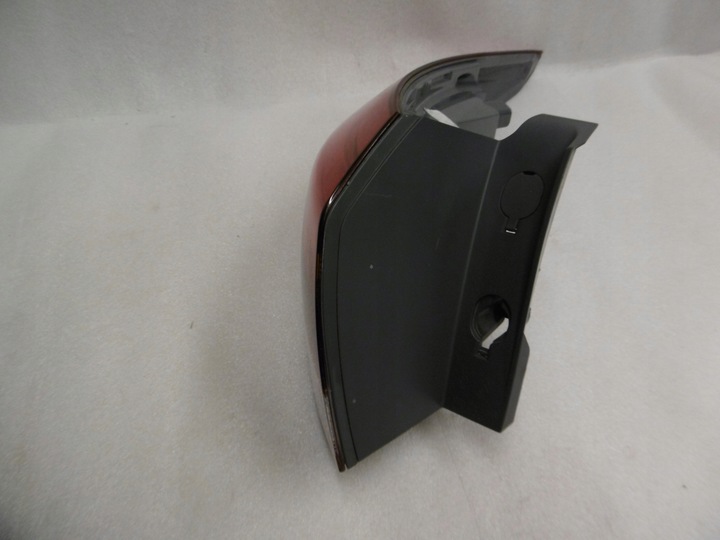 фото №8, Hyundai i40 універсал рестайлінг - лампа задня ліва led