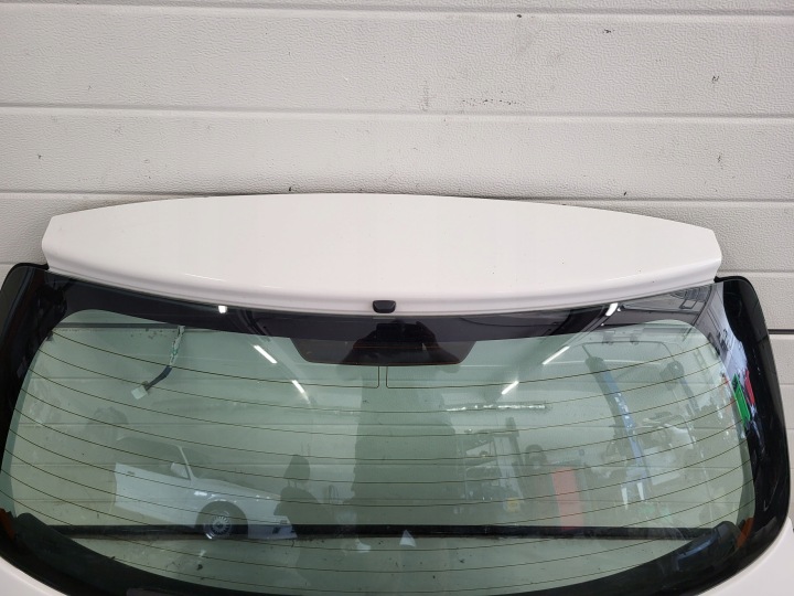 фото №8, Toyota yaris ii 09r крышка багажника стекло 068 рестайлинг