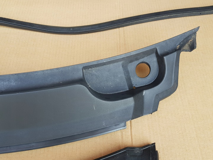 фото №12, Панель под лобовым стеклом комплектные + прокладки / audi a6 c6 2004-2011 / европа - красивый