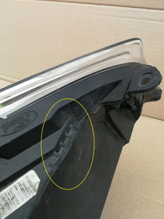 фото №8, Ford fiesta mk7 рестайлінг 12- лампа ліва перед лінза +led c1bb-13w030-cg