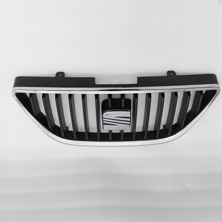 фото №1, Seat ibiza v 5 6j 6j0853651 решітка решітка радіатора 2008-2012