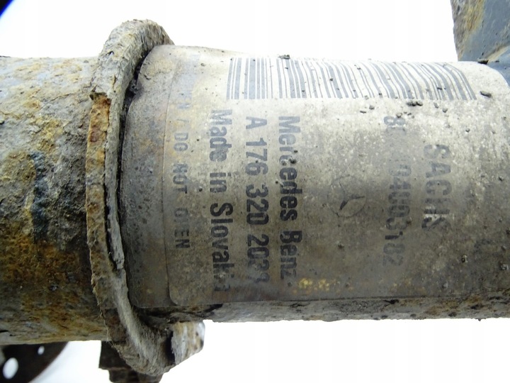 фото №8, Поворотный кулак амортизатор амортизатор mcpherson  правый перед mercedes a w176 cla w117
