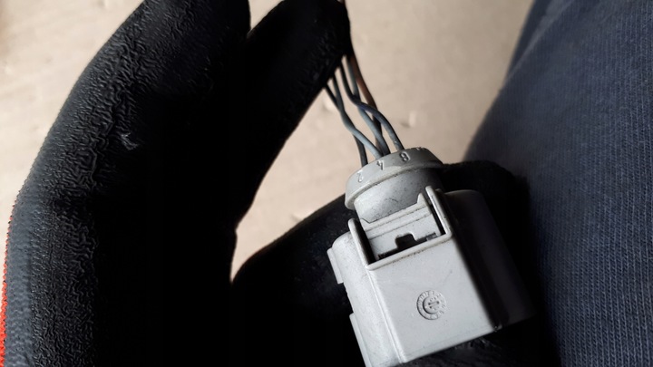 фото №9, S6 c7 4g a6 штекер разъём 4h0973713b a7 a5 8w q5