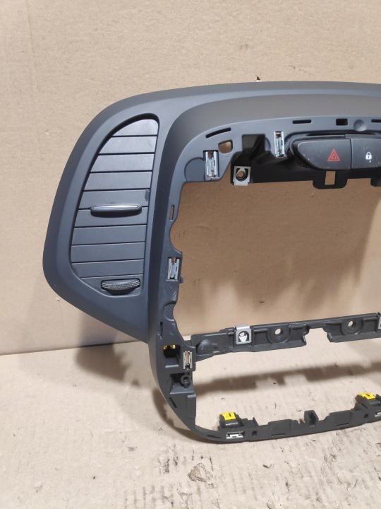 фото №8, Решітка повітропровід рамка dekor радіо рестайлінг renault captur i 682602532r
