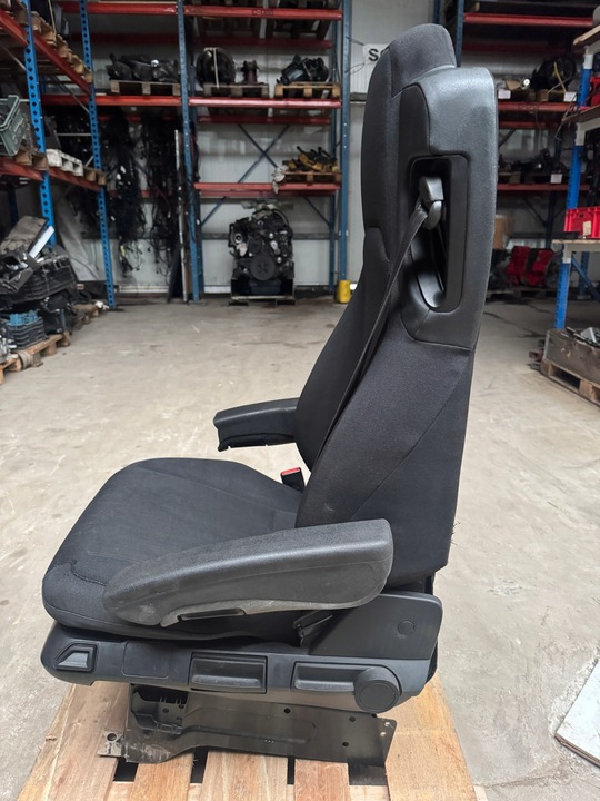 фото №4, Сиденье сиденье водителя левый mercedes actros mp 4 antos arocs