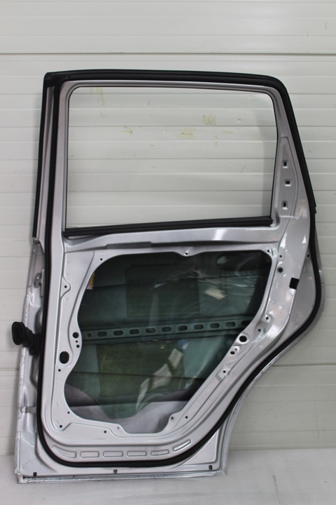 фото №15, Mercedes a клас w169 двері правий зад праві задні 761 5-дверна 110-180