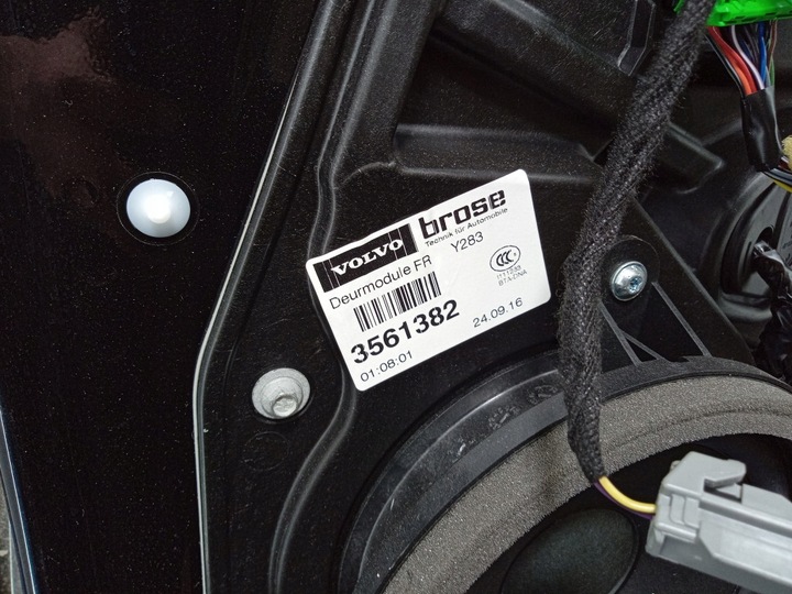 фото №8, Volvo s60 ii v60 двері перед праві 717 onyx чорний