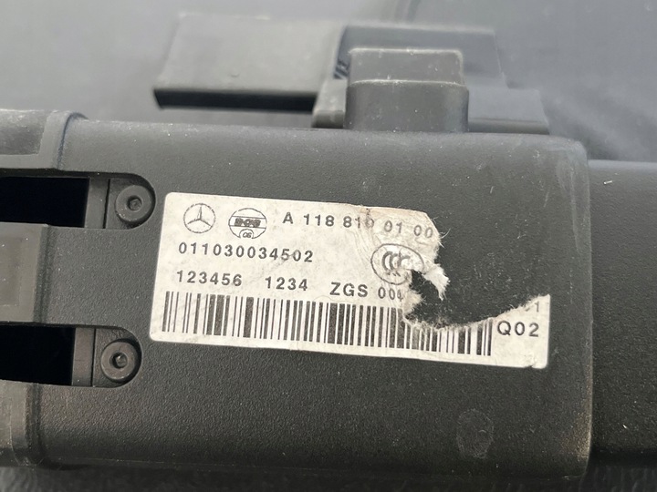 фото №10, Mercedes cla w118 a клас shooting без гідропідсилювача універсал універсал ролета багажника задня