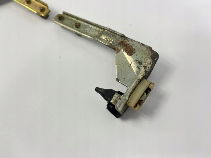 фото №10, Направляющие салазки люк левая правая mercedes w124 w201 190