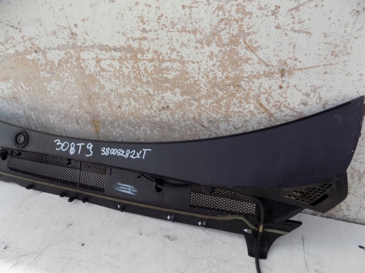 фото №6, Панель под лобовым стеклом peugeot 308 t9 ii 98008282xt
