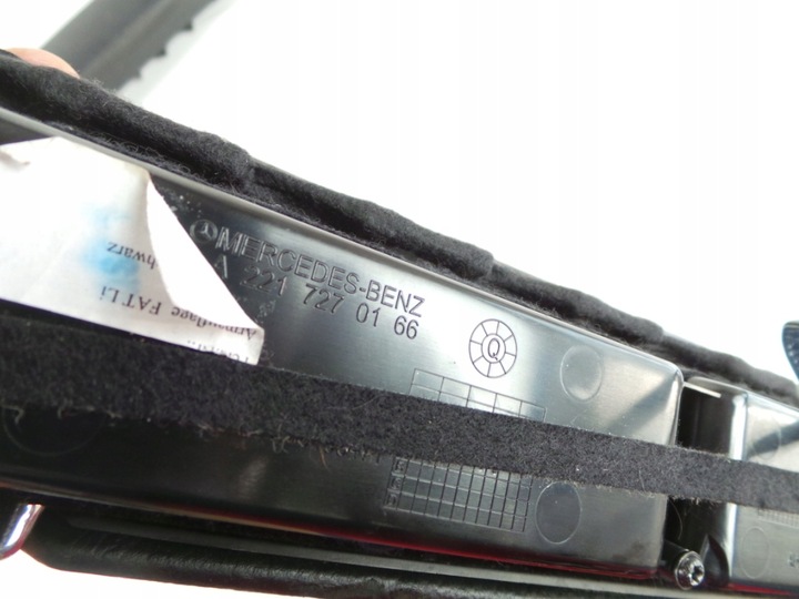 фото №6, Підлокітник оббивка лівий mercedes w221 перед