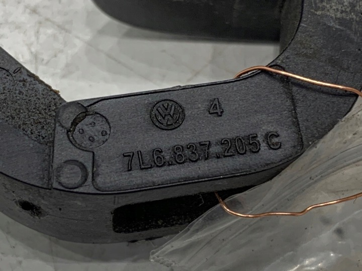 фото №3, Ручка зовнішня правий зад vw touareg 7l6837205c suv 02-13 чорний magic