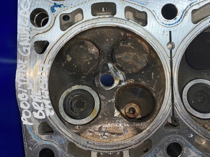 фото №11, Головка двигуна r2710161501 mercedes w204 w203 1.8 компресор 271940