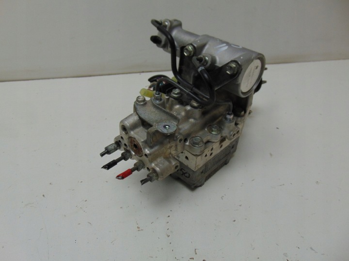 фото №9, Блок керування abs toyota prius iii 2009- 47210-47150 європа