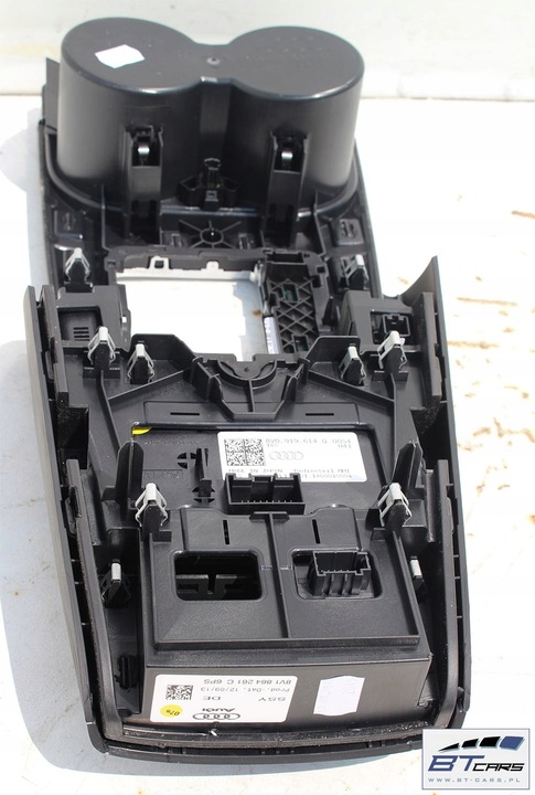 фото №7, Audi a3 набор mmi панель + монитор + считыватель mib 8v0919614q 8v0919603a 8v00