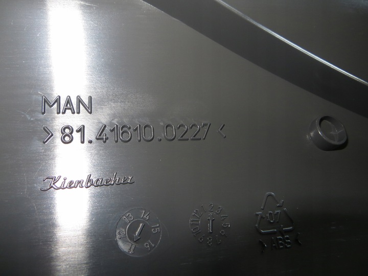 фото №5, Кутник бампера man tga лівий 81.41610-0227 оригінальний номер