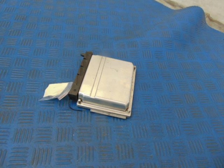 фото №5, Volvo s80 2.5tdi sedan компьютер двигателя 0281001776