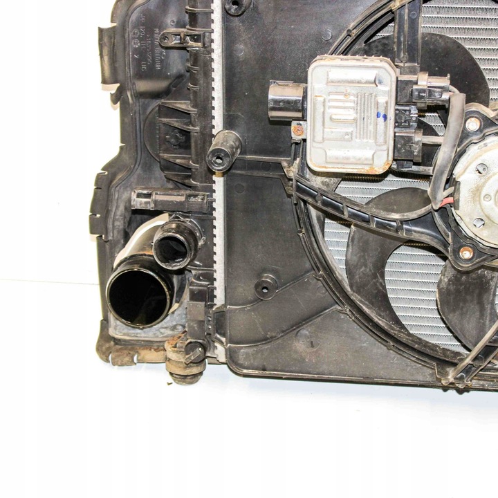 фото №8, Volvo v60 2015 радіаторів / комплект