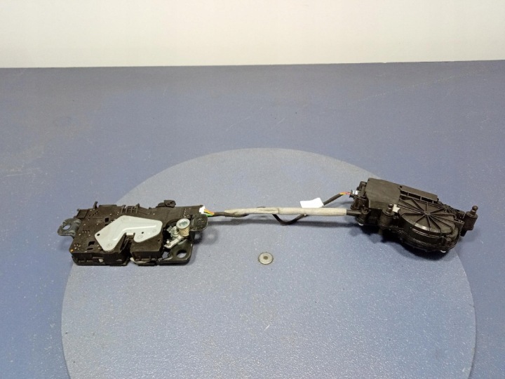 фото №8, Bmw x7 g07 x5 g05 замок доводчик кришки зад 7357112 7441630