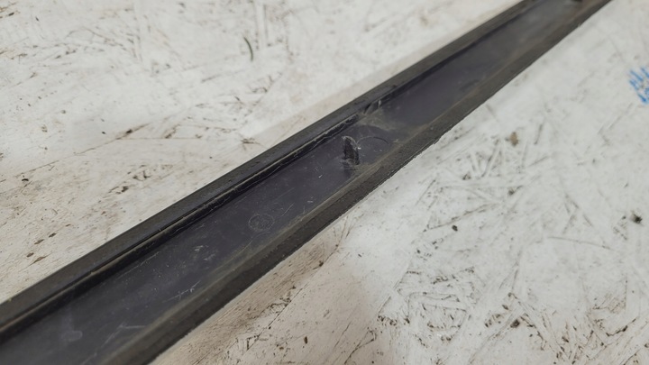 фото №11, Vw caddy 2k0 04-10 планка na дверь правые перед передняя 2k0853516e